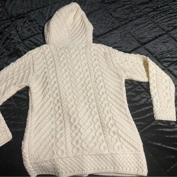 Aran Crafts Cream Cable Knit Hooded Sweater - Picture 3 of 8